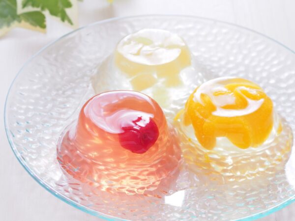 ゼリーと相性がいいのはなぜ？ 高甘味度甘味料が使われている理由を徹底解説 | 甘味料開発・選定ナビ